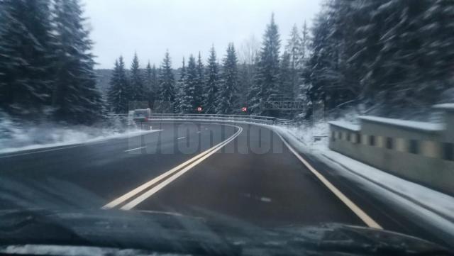 Ieri nu se înregistrau probleme din cauza zăpezii pe nici un sector de drum naţional