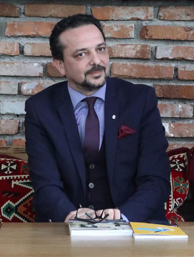 Daniel Şandru