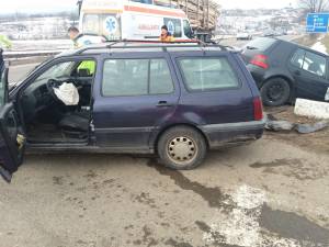 Cele două maşini implicate în accidentul de la Dărmănești