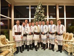 Ansamblul etnofolcloric "Plăieşii", din Republica Moldova