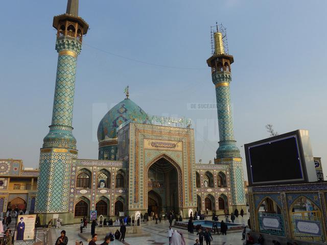 Marea moschee din Teheran ridicată recent