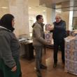 Distribuirea ajutoarelor de la UE în incinta Orizont Plaza Burdujeni