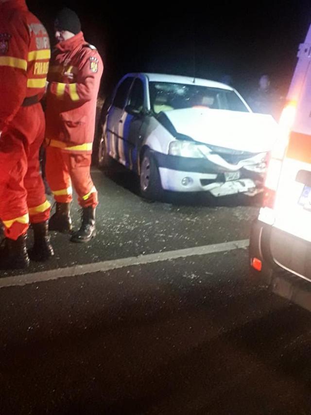 Dacia Logan implicată în accident