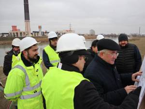 Lucrarile de amenajare a zonei de agrement de pe malul raului Suceava au demarat luni, 20 ianuarie 2