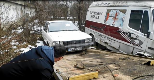 Ridicarea mașinilor abandonate în municipiul Suceava 4