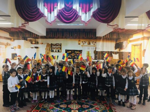 Unirea Principatelor, sărbătorită la Şcoala Primară „Sfântul Ioan cel Nou de la Suceava”