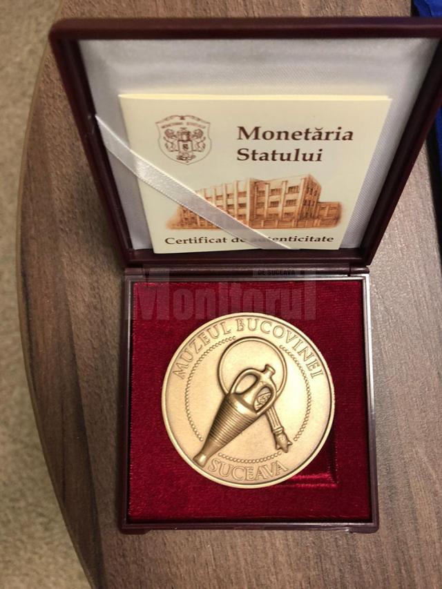 Medalie aniversara Muzeul Bucovinei