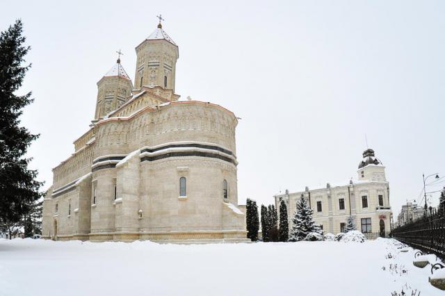 Mănăstirea „Sfinţii Trei Ierarhi” din Iaşi