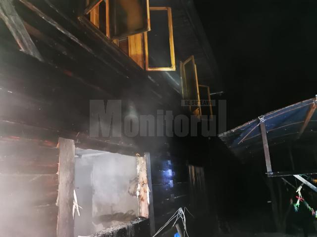 Incendiu la o casa din satul Ortoaia, din Dorna Arini