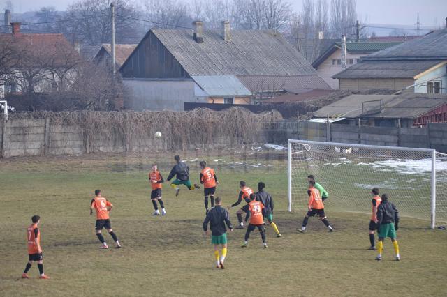 Meciul dintre cele două echipe s-a disputat pe stadionul “1 Mai” din Iţcani