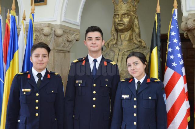 Trei elevi ai Colegiului Național Militar „Ștefan cel Mare” din Câmpulung Moldovenesc, la etapa regională a „Concursului Național de Discurs Public în Limba Engleză”