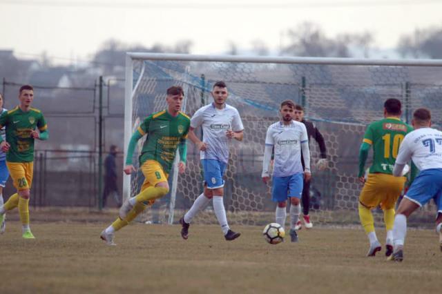 Duelul dintre Ozana și Foresta s-a încheiat nedecis. Foto: facebook FC Ozana Târgu Neamț