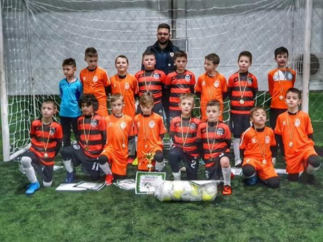 Micii fotbalişti de la Juniorul Suceava au jucat bine la turneul de la Bacău