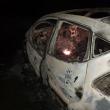 Un autoturism a ars în întregime în urma unui scurtcircuit