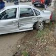 O femeie de 70 de ani din autoturismul Opel Vectra a fost rânită şi a ajuns la spital