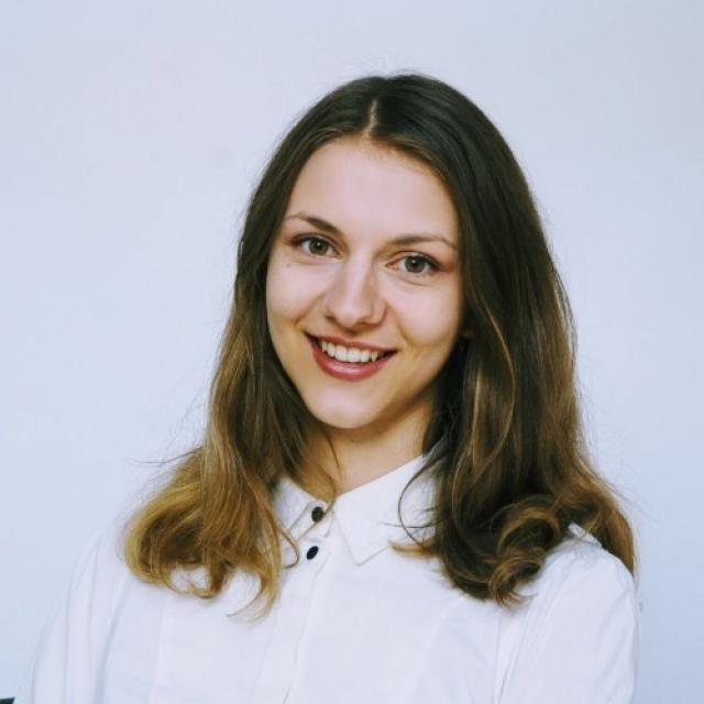 Ana Maria Marcu, studentă la Universitatea Cambridge: „Examenele de final de an vor fi cel mai probabil înlocuite cu teste virtuale”