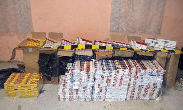 Un echipaj de la SPF Vicovu de Sus a reținut un tânăr care „se rătăcise” cu peste 6.000 de pachete de țigări de contrabandă