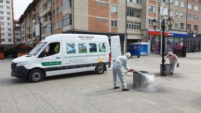 Ample acțiuni de dezinfecție în locurile publice din municipiul Suceava – Foto: Ștefan Macedon Gheorghiță