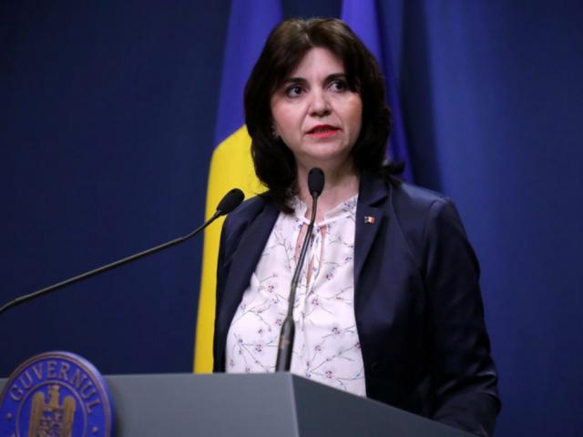 Monica Anisie, ministrul Educației și Cercetării.  Foto: edu.ro