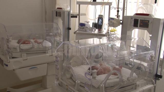 16 bebeluși din maternitatea Spitalului Suceava nu pot fi externați deoarece sunt născuți prematur