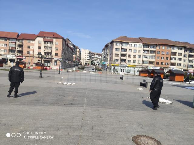 Polițiștii au verificat om cu om, pe esplanada centrală din municipiul Suceava