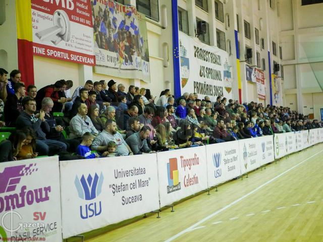 Handbaliștii lui Chiruţ  tânjesc după zilele când meciurile lor erau luate cu asalt de publicul sucevean