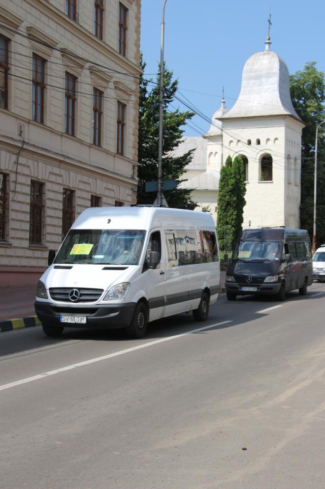 Salariați care fac naveta la Suceava nu mai au nici o variantă de transport spre serviciu