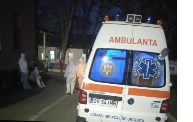 Ambulanța Suceava face cu greu față solicitărilor, în condițiile în care are 30% din personal în izolare