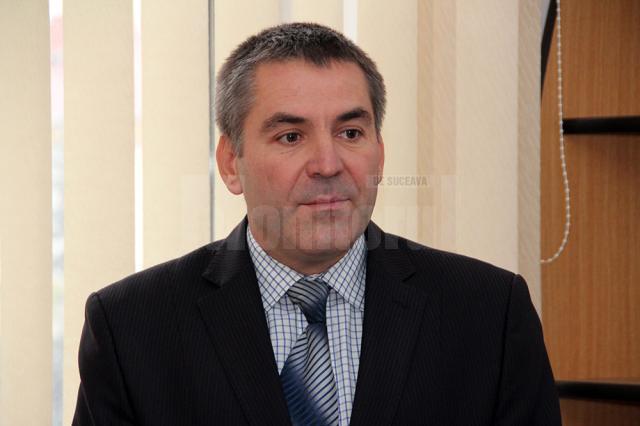 Primarul Siretului, Adrian Popoiu