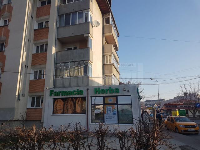 Farmacia Herba de lângă Piața Burdujeni şi-a reluat activitatea