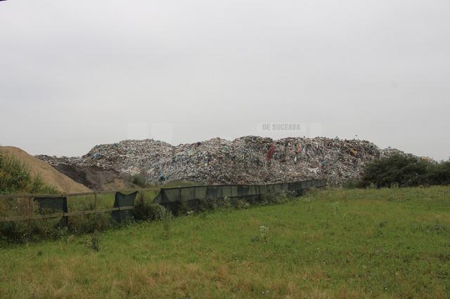 Muntele de gunoi de la Ipotești