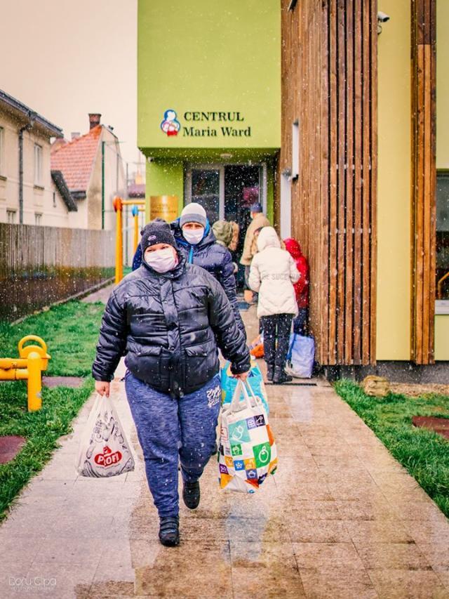 Beneficiari ai donaţiilor făcute de oameni generoşi