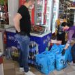 Peste 1000 de pachete cu alimente sunt oferite de Primăria Suceava, cu ajutorul voluntarilor, persoanelor nevoiașe din municipiu