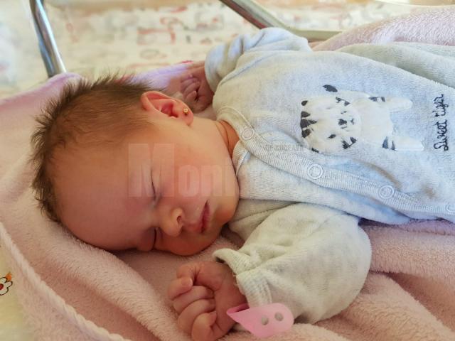 140 de bebeluși s-au născut în Suceava de la declanșarea Stării de Urgență