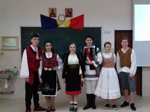 Oaspeți din Bulgaria și Cehia, la liceul din Vicovu de Sus, în cadrul unui proiect Erasmus +