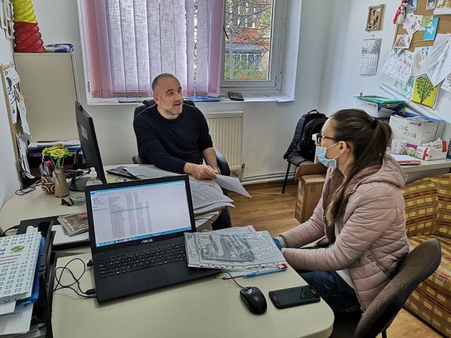 19 asistenți medicali, un brancardier și o infirmieră, voluntari ai Institutului Bucovina, s-au angajat la Spitalul Județean Suceava