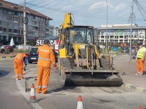 Lucrările de reparații la sensurile giratorii din municipiul Suceava
