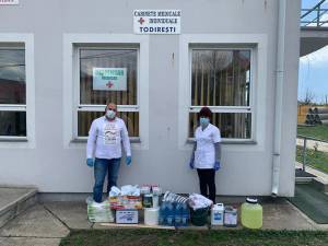 Fundația Umanitară Nord 2001 - Sânge pentru România a donat materiale de protecție și dezinfectanți cabinetelor medicale din Todirești