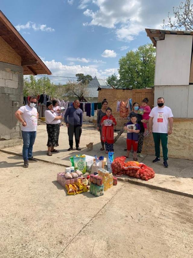 Fundația Umanitară Nord 2001 - Sânge pentru România a donat materiale de protecție și dezinfectanți cabinetelor medicale din Todirești