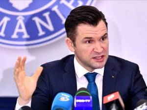 Ministrul Tineretului şi Sportului a prezentat condițiile pe care trebuie să le îndeplinească cluburile care doresc reluarea pregatirilor. Foto Prosport.ro