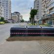 Noul punct de colectare a deșeurilor menajere, îngropat, amenajat pe o laterală a bulevardului George Enescu