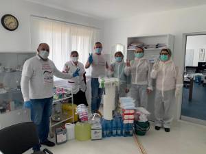 Fundația Umanitară Nord 2001 a donat produse de igienă și materiale de protecție cabinetelor medicale din Salcea