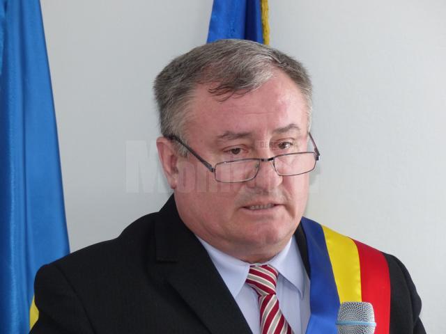 Primarul comunei Cornu Luncii, Gheorghe Fron