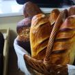 Pâine, plăcinte, colaci, prăjituri, torturi și alte bunătăți de la Mopan, livrate sucevenilor acasă
