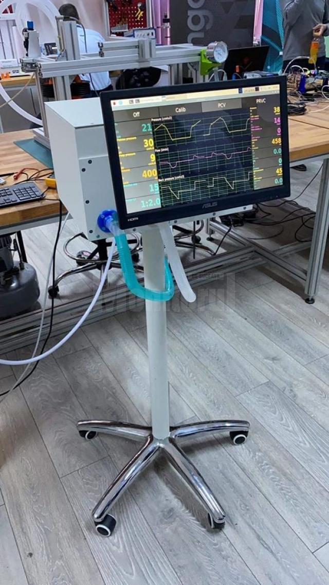 Un ventilator mecanic care ar putea veni în sprijinul spitalelor şi autorităţilor din România în lupta împotriva pandemiei COVID-19
