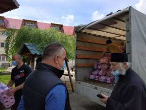 Un prim transport a fost realizat ieri la Căminul de bătrâni de la Mănăstirea Bogdănești