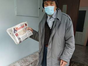 Sevastian Boguş a primit colecția de ziare din luna mai