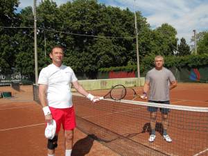 Foștii sportivi de performanță Dorin Mihăilă și Viorel Negru s-au confruntat în cadrul Categoriei Elită
