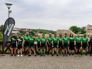 Asociația sportivă Suceava pe Bicicletă și-a reluat activitățile - fotografie de grup la Cetate