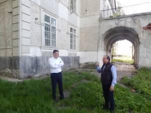 Bogdan Gheorghiu a vizitat casa boierească din Liteni primită ca donație de Ministerul Culturii